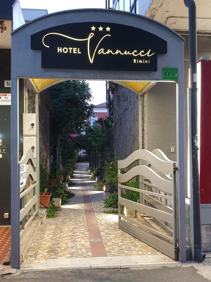 Hotel Vannucci Rimini Exterior photo