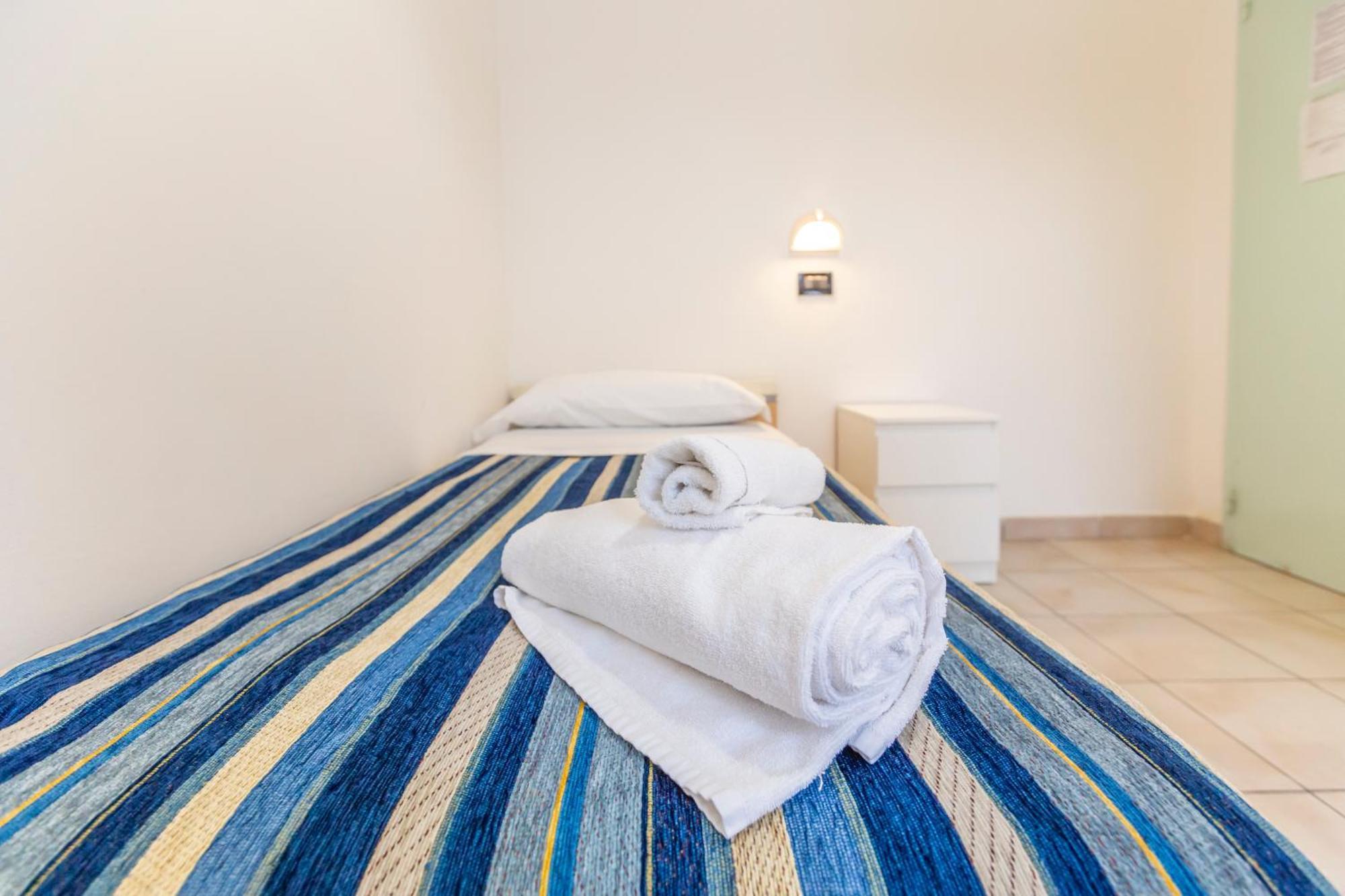 Hotel Vannucci Rimini Exterior photo