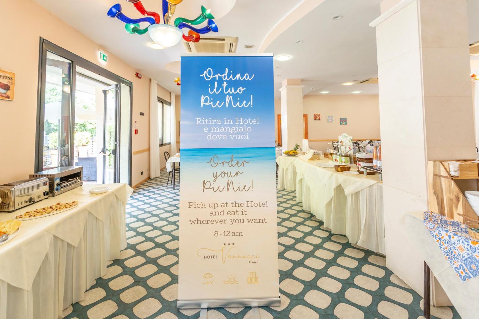 Hotel Vannucci Rimini Exterior photo