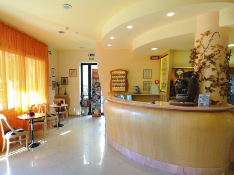 Hotel Vannucci Rimini Exterior photo